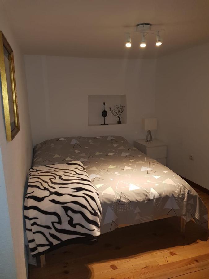 Central Apartment Madrid Eksteriør bilde